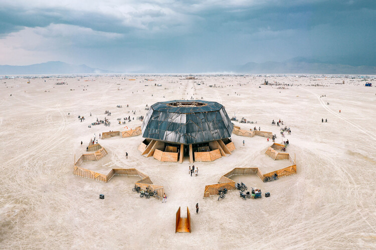 Burning Man 2025: 8 instalaciones temporales en desierto Black Rock