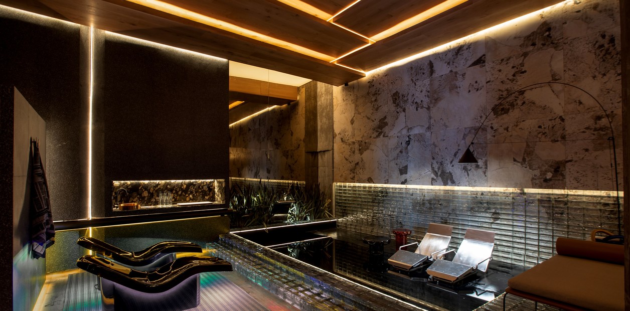 El maximalismo urbano de Casa FOA